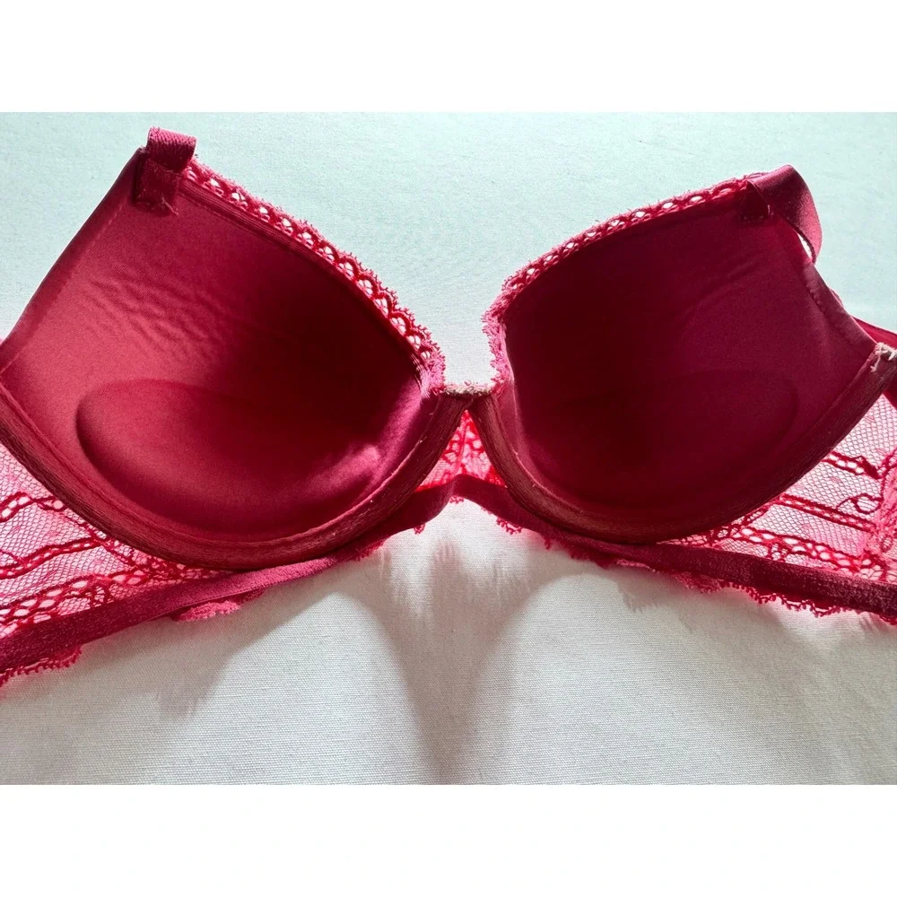 Calvin Klein Women‎ 32D Dark Pink Lace Trim Padded Push Up Underwire Bra 32D New